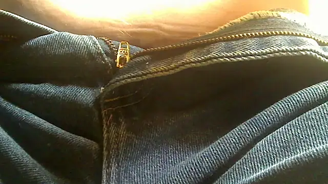 markluvskitty online show from June 26, 2026, 1:37 pm