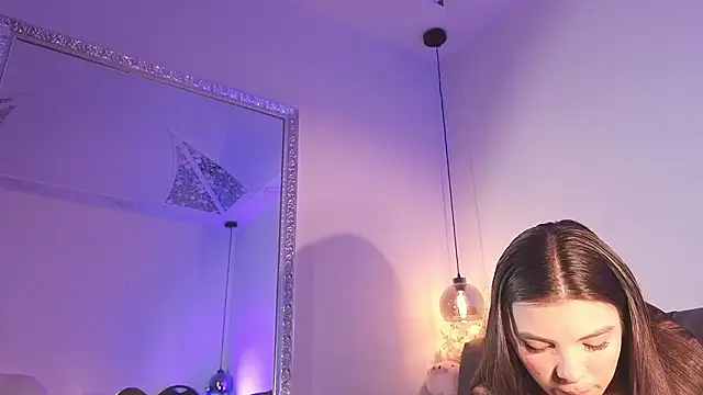 Isabella francoo online show from February 26, 2026, 11:53 am