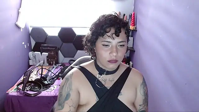 Alexa Slavehot777 online show from January 26, 2025, 10:46 pm