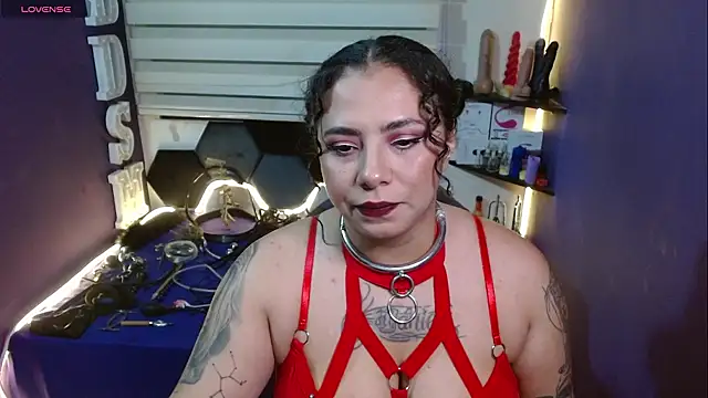 Alexa Slavehot777 online show from February 11, 2026, 10:48 pm