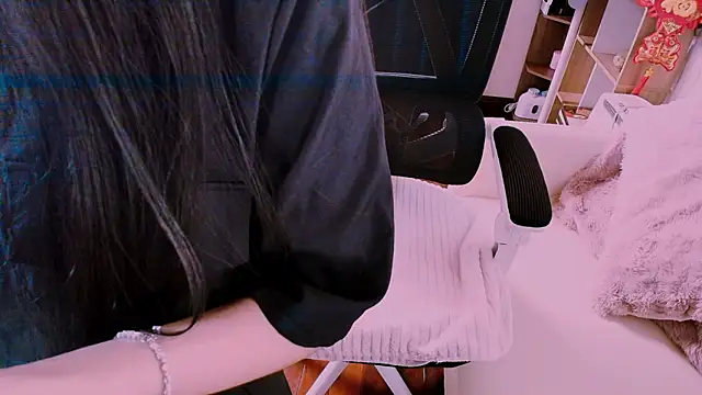 Snapshot of Lee_Mi chatting on February 15, 2026, 4:36 pm Lee Mi online show from February 15, 2026, 4:36 pm