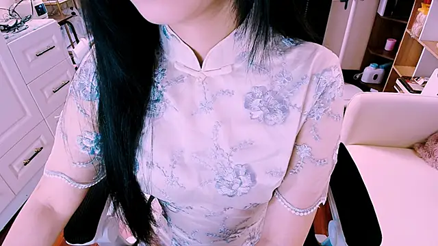 Snapshot of Lee_Mi chatting on February 17, 2026, 3:51 pm Lee Mi online show from February 17, 2026, 3:51 pm