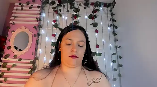 Snapshot of Biiancacox chatting on February 15, 2025, 3:20 am Biiancacox online show from February 15, 2025, 3:20 am