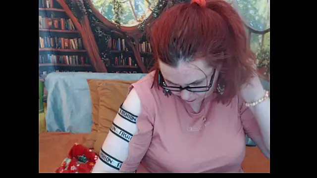 PlayfullMature online show from June 16, 2026, 11:57 am