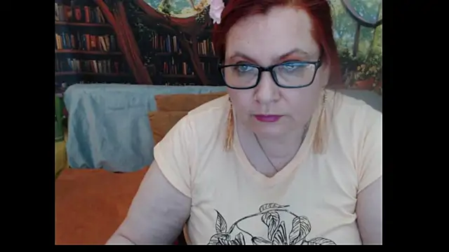 PlayfullMature online show from June 18, 2026, 5:06 pm