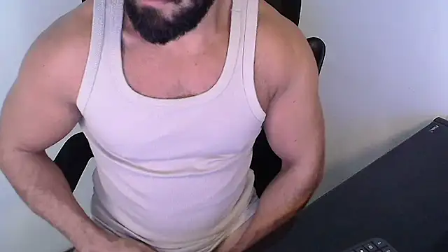 Snapshot of TopDaddy23 chatting on July 8, 2026, 1:15 pm TopDaddy23 online show from July 8, 2026, 1:15 pm