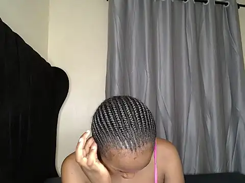 Snapshot of tasha_kimmy chatting on October 7, 2025, 4:48 pm tasha kimmy online show from October 7, 2025, 4:48 pm