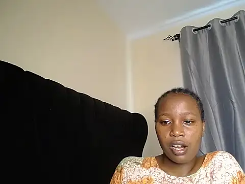 Snapshot of tasha_kimmy chatting on October 30, 2025, 2:29 pm tasha kimmy online show from October 30, 2025, 2:29 pm