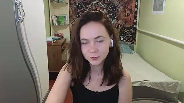 Snapshot of Riley_Roo chatting on September 22, 2025, 10:06 am Riley Roo online show from September 22, 2025, 10:06 am