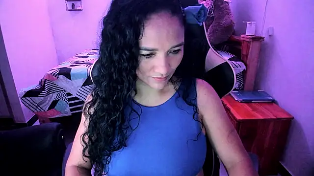 Snapshot of rayza_mature_154 chatting on March 12, 2026, 2:45 pm rayza mature 154 online show from March 12, 2026, 2:45 pm