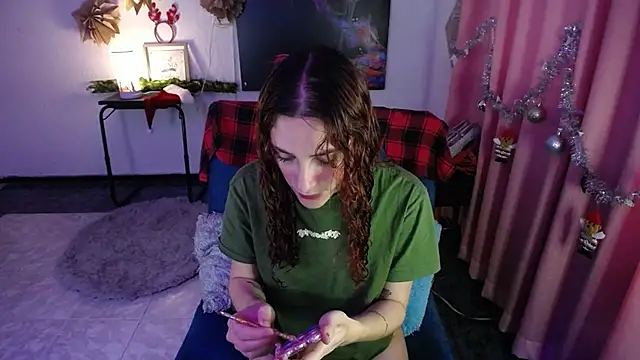 IsaBaileys  online show from December 18, 2024, 7:08 pm