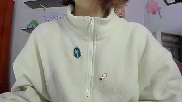 saralolo420 online show from November 10, 2025, 1:37 am