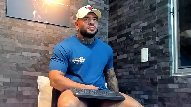 BruceDallas online show from February 6, 2026, 4:06 am