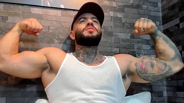 BruceDallas online show from May 31, 2026, 2:53 am