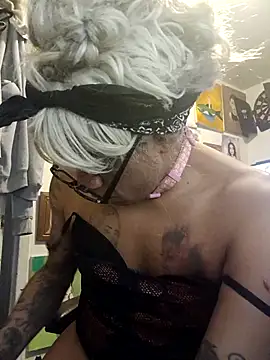 Snapshot of Mune_Raez_6 chatting on September 28, 2025, 7:03 am Mune Raez 6 online show from September 28, 2025, 7:03 am