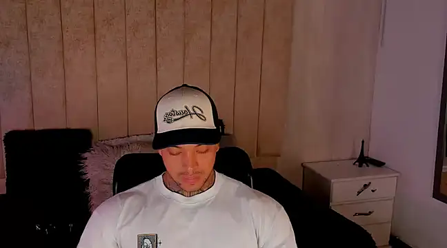Stiven collins online show from December 9, 2024, 3:29 am