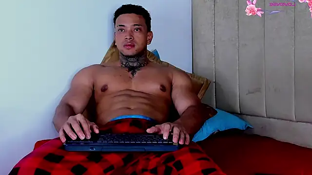 Stiven collins online show from May 26, 2026, 6:31 am