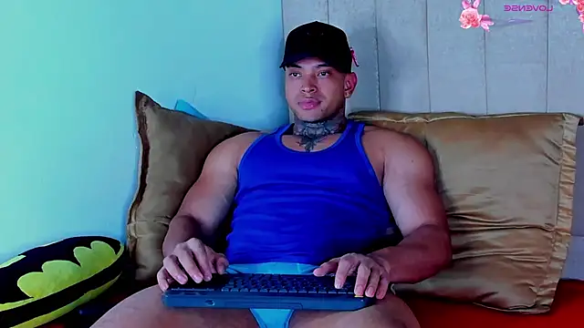 Stiven collins online show from May 27, 2026, 3:14 am