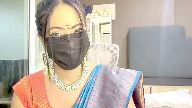 Monalisadon018 online show from December 5, 2025, 12:47 pm