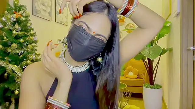 Monalisadon018 online show from February 12, 2026, 6:58 pm