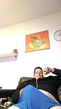 Knuffelstaaf123 online show from October 10, 2025, 8:41 pm