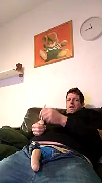 Knuffelstaaf123 online show from November 2, 2025, 11:56 am