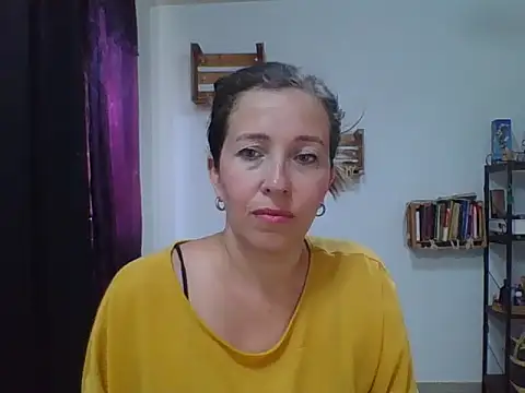 Snapshot of charlott_ponce chatting on September 24, 2025, 6:55 pm charlott ponce online show from September 24, 2025, 6:55 pm