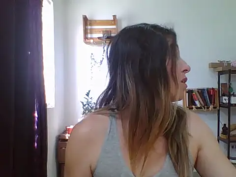 Snapshot of charlott_ponce chatting on March 10, 2026, 7:19 pm charlott ponce online show from March 10, 2026, 7:19 pm