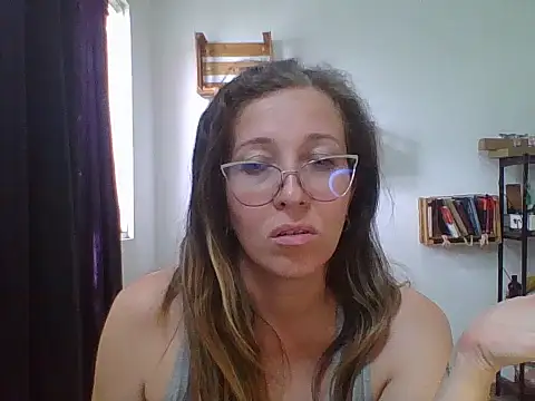 Snapshot of charlott_ponce chatting on March 12, 2026, 9:32 pm charlott ponce online show from March 12, 2026, 9:32 pm