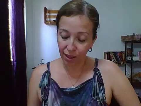Snapshot of charlott_ponce chatting on May 2, 2026, 6:46 pm charlott ponce online show from May 2, 2026, 6:46 pm