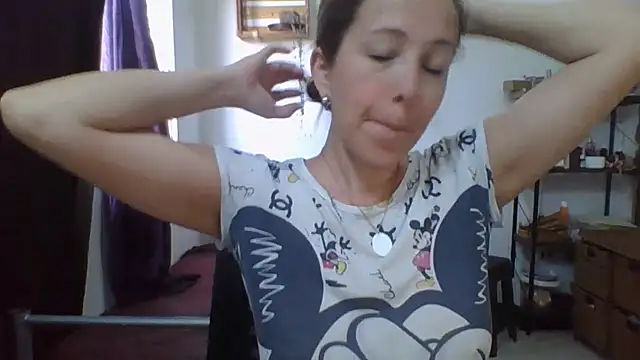 Snapshot of charlott_ponce chatting on May 18, 2026, 6:14 pm charlott ponce online show from May 18, 2026, 6:14 pm