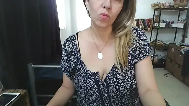 charlott ponce online show from July 13, 2026, 6:22 pm
