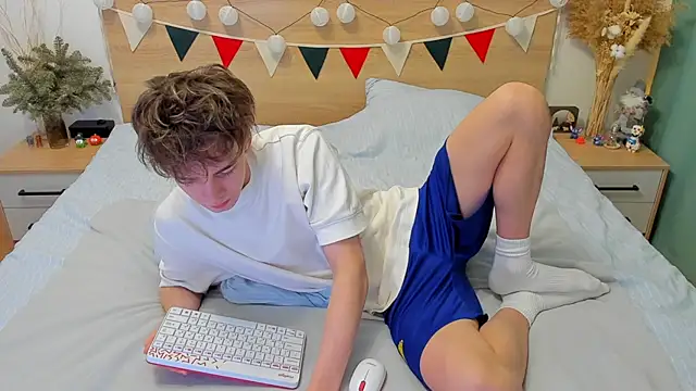 Fandi 777 online show from February 5, 2025, 5:30 am