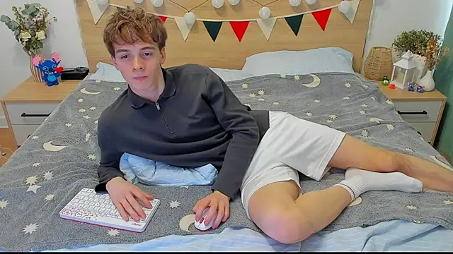 Fandi 777 online show from March 4, 2025, 12:44 pm