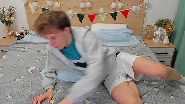 Fandi 777 online show from March 15, 2025, 6:10 pm