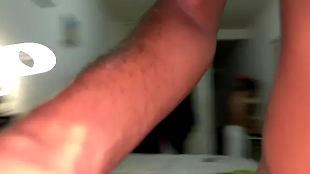 Snapshot of gerson173Hugo chatting on March 2, 2026, 12:02 am gerson173Hugo online show from March 2, 2026, 12:02 am