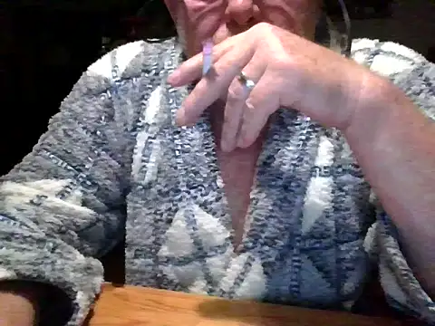 lovelickyou01 online show from November 3, 2025, 10:10 pm