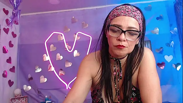 Snapshot of Carol_Miss_ chatting on February 27, 2025, 5:26 pm Carol Miss online show from February 27, 2025, 5:26 pm