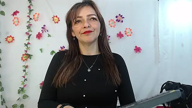 Snapshot of Carol_Miss_ chatting on September 10, 2025, 12:05 pm Carol Miss online show from September 10, 2025, 12:05 pm