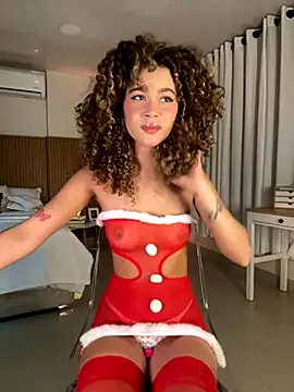 Snapshot of Lianh_Benett chatting on December 4, 2025, 5:06 am Lianh Benett online show from December 4, 2025, 5:06 am