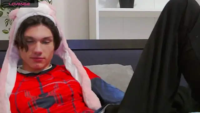 CalvinCay online show from December 6, 2024, 2:24 am