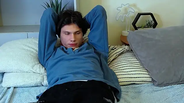 CalvinCay online show from January 14, 2025, 1:47 am