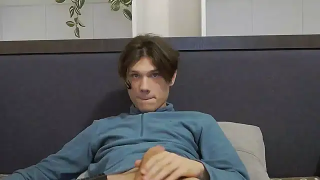 CalvinCay online show from January 17, 2025, 11:07 pm