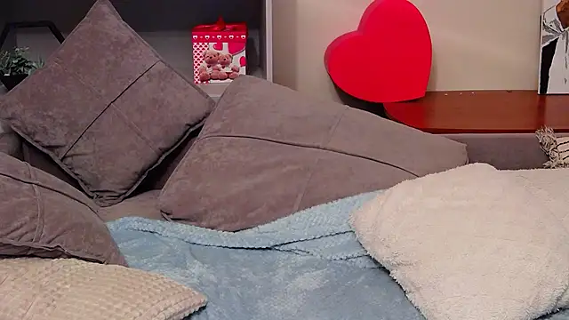 CalvinCay online show from February 12, 2025, 1:41 am