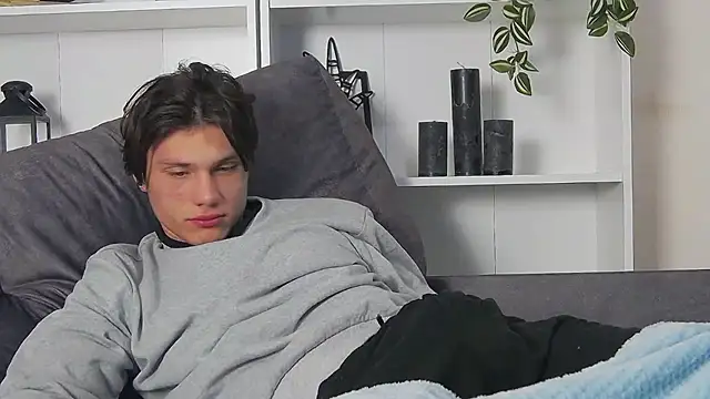 CalvinCay online show from February 28, 2025, 1:05 am