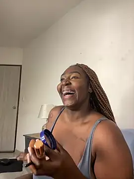 Snapshot of emilyrojas chatting on September 22, 2025, 12:07 pm emilyrojas online show from September 22, 2025, 12:07 pm