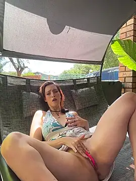 Astoria Moon online show from January 6, 2026, 12:31 pm