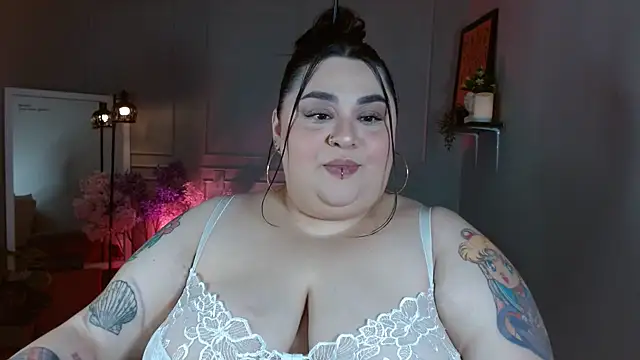 tiffany laurens online show from June 11, 2026, 6:11 am