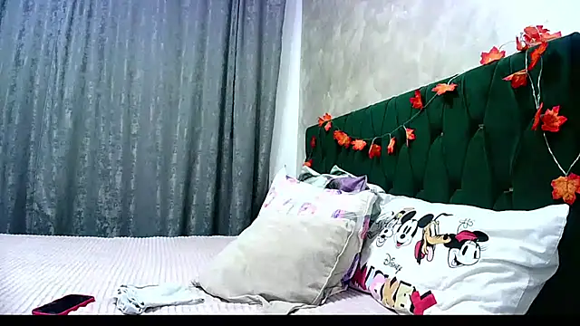 MikySWeet7 online show from November 24, 2025, 10:26 am