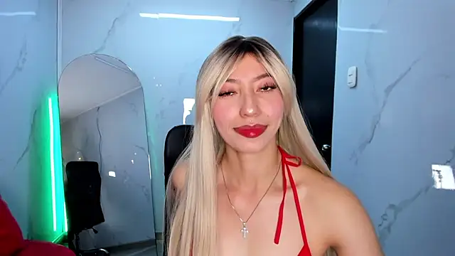 Snapshot of LilithCooperr_ chatting on September 24, 2025, 10:13 pm LilithCooperr  online show from September 24, 2025, 10:13 pm